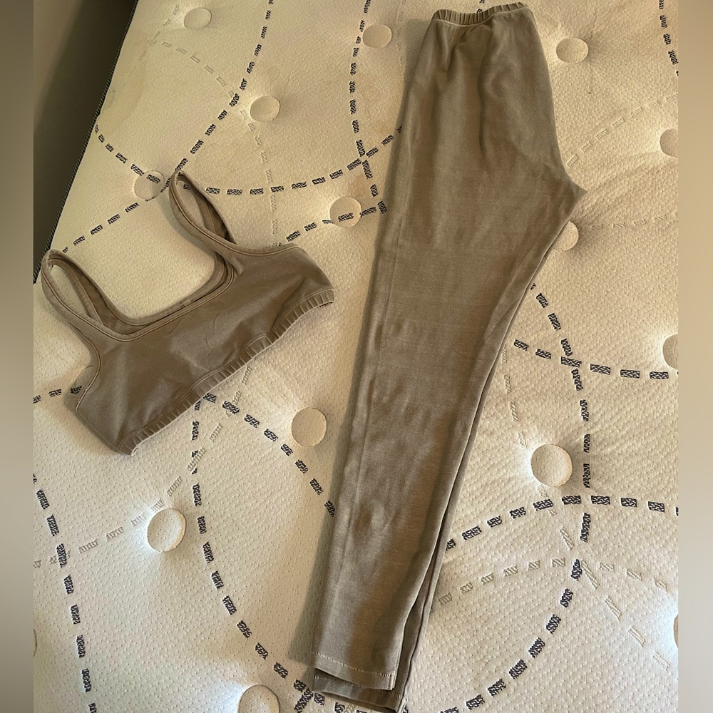 SKIMS Outdoor Bralette and Leggings - Desert